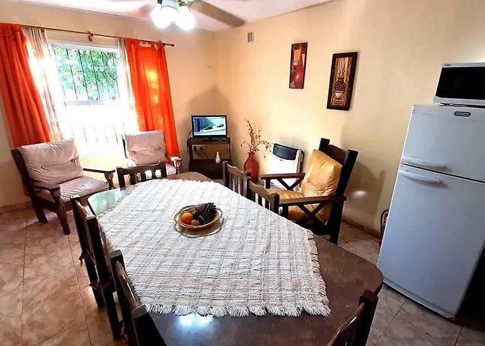 Departamento Muy Amplio Y Comodo. Impecable! Pb