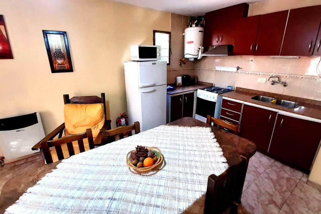 Departamento Muy Amplio Y Comodo. Impecable! Pb *