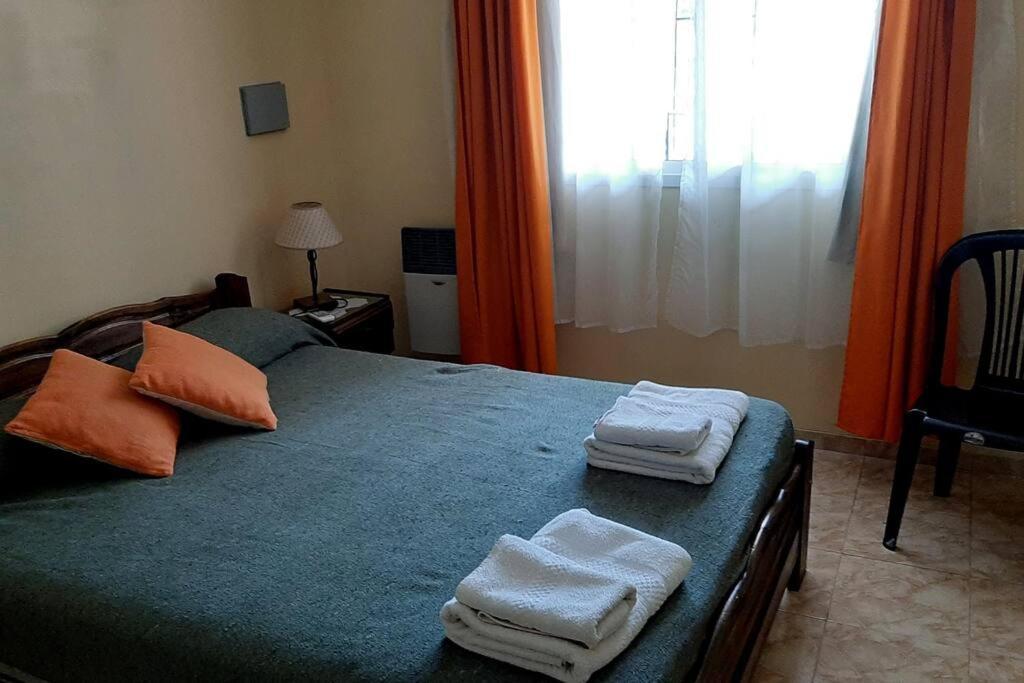 Departamento Muy Amplio Y Comodo. Impecable! Pb *